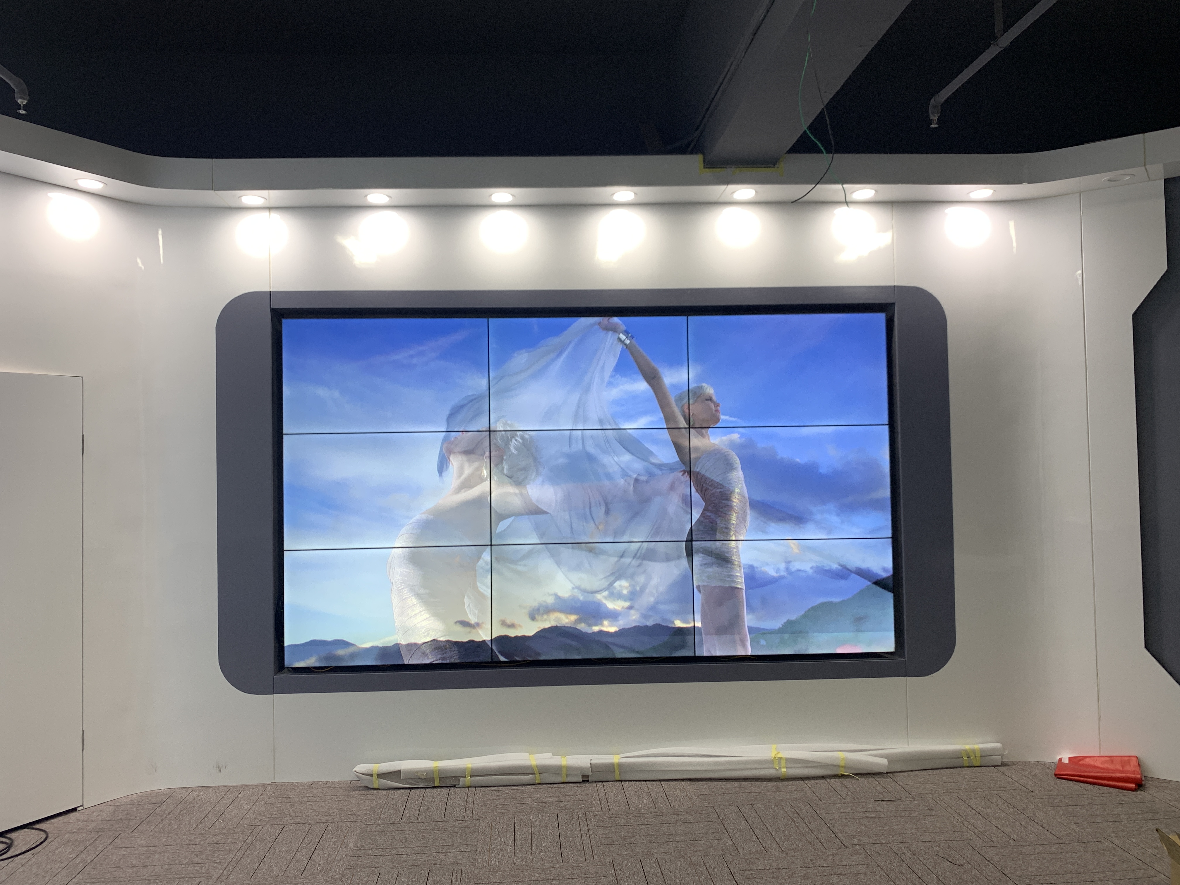 46寸3.5mm液晶拼接屏-壁挂支架-东莞市东坑镇油草岭工业区